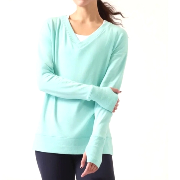 Athleta Tops - Athleta Womens Coaster Luxe Sweatshirt SMALL Side Slits Cozy Soft Light Aqua